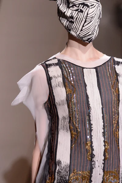 Look 6